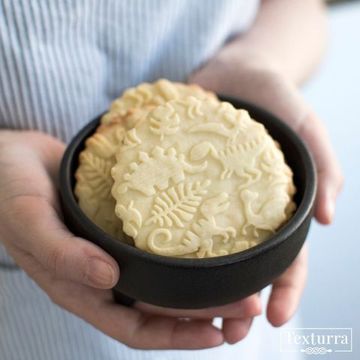 Малая скалка с узором Динозаврики