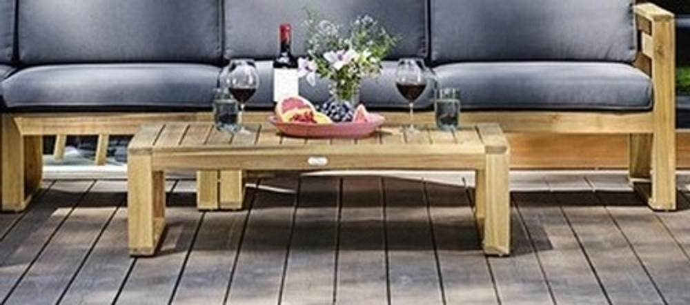 Кофейный стол из акации BOOKA