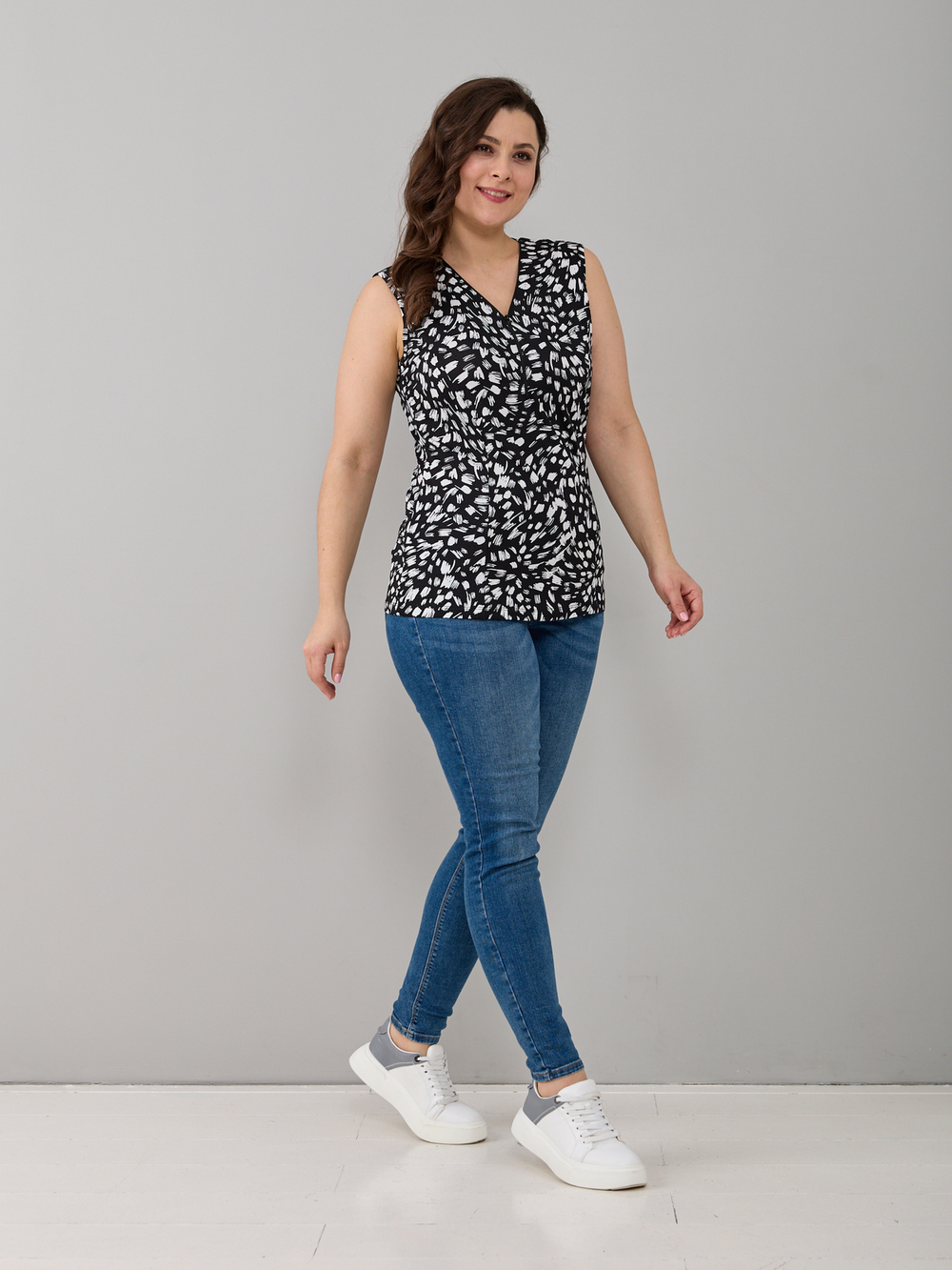 Топ БЛ-11/черный-мазки