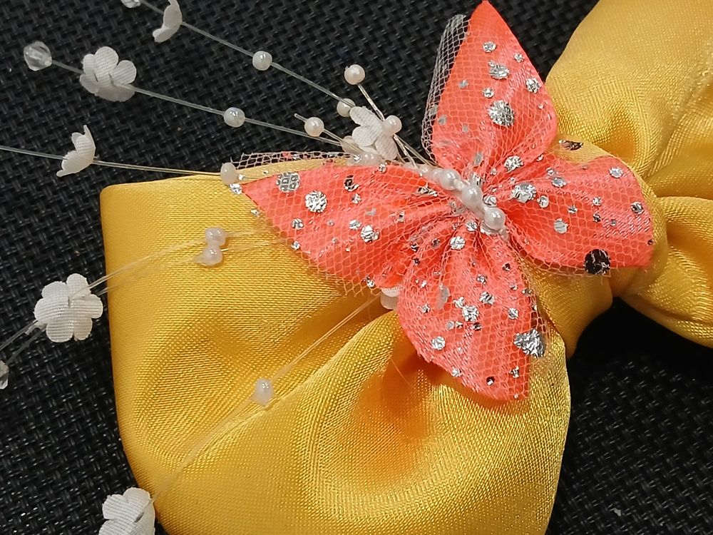 Бант 0032-25-Жёлтый с розовой бабочкой