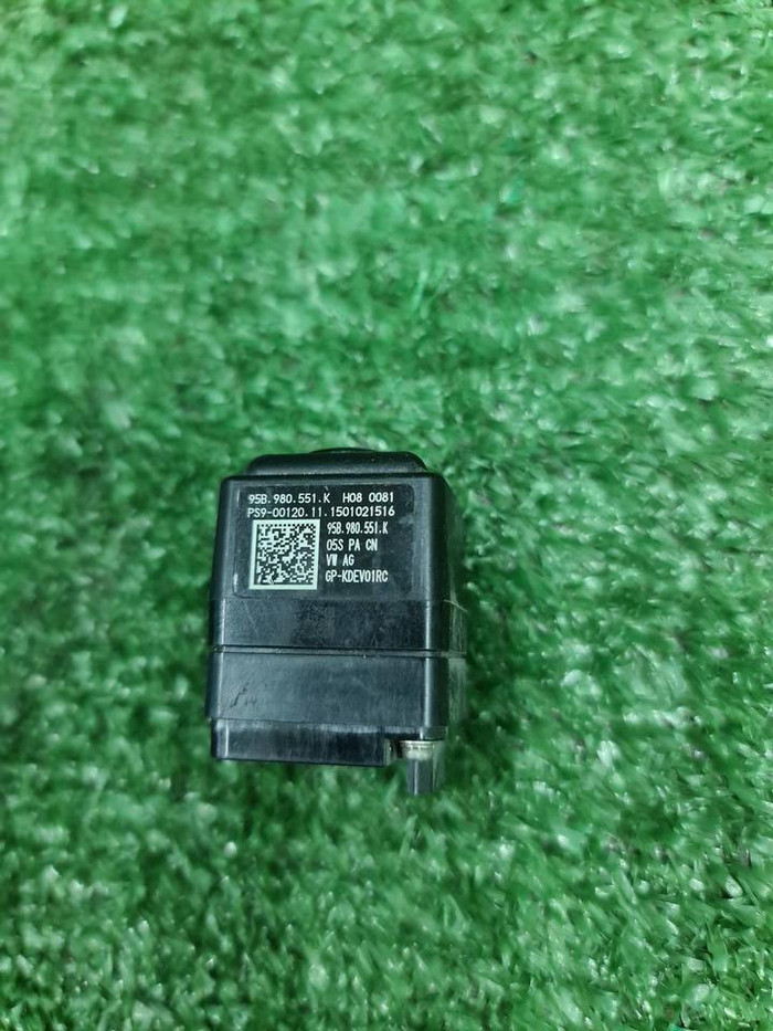 Камера задняя Porsche Macan 95b (2014-2018)