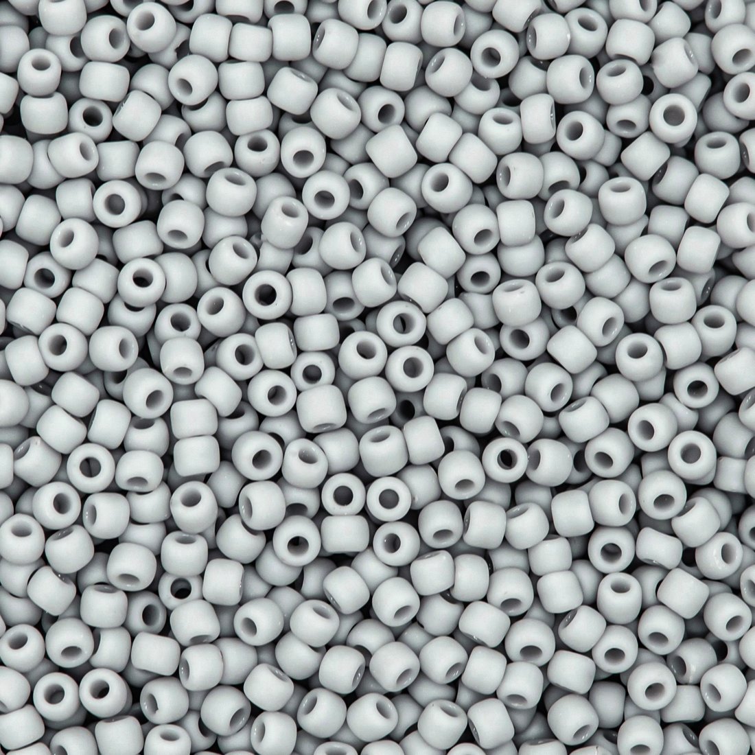 Японский бисер TOHO Round 11/0 (№53F), непрозрачный матовый