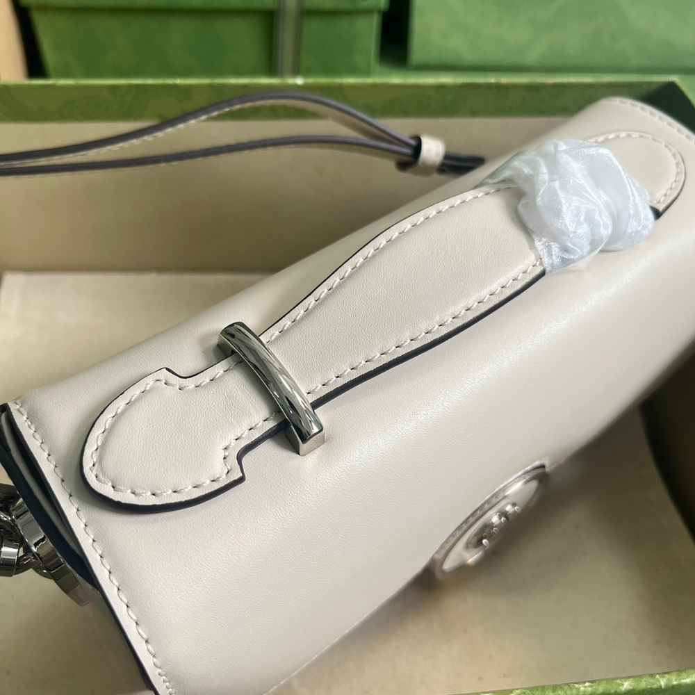 Gucci Petite GG Mini 21 cm