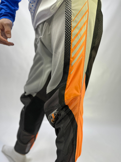 Мотоштаны Troy Lee Designs GP Pro Air Pant Bands Gray/Neo Orange-M