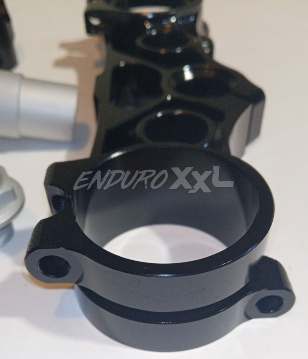 Траверсы вилки KTM (копия X-Trig) черный