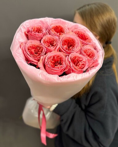 Букет с 9 пионовидными розами (Эквадор 60 см)