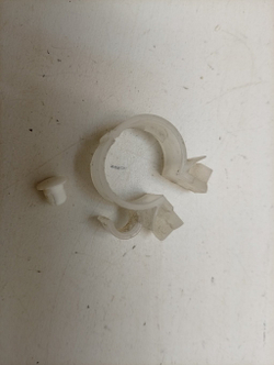 IWSE6125 кт72 Пластиковые элементы для стиральной машины Indesit IWSE6125 б/у