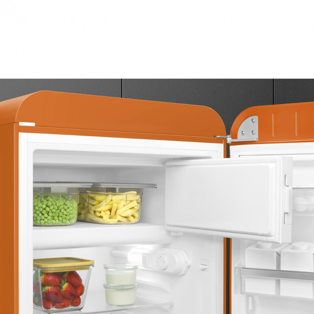 Отдельностоящий однодверный холодильник Smeg FAB10ROR6