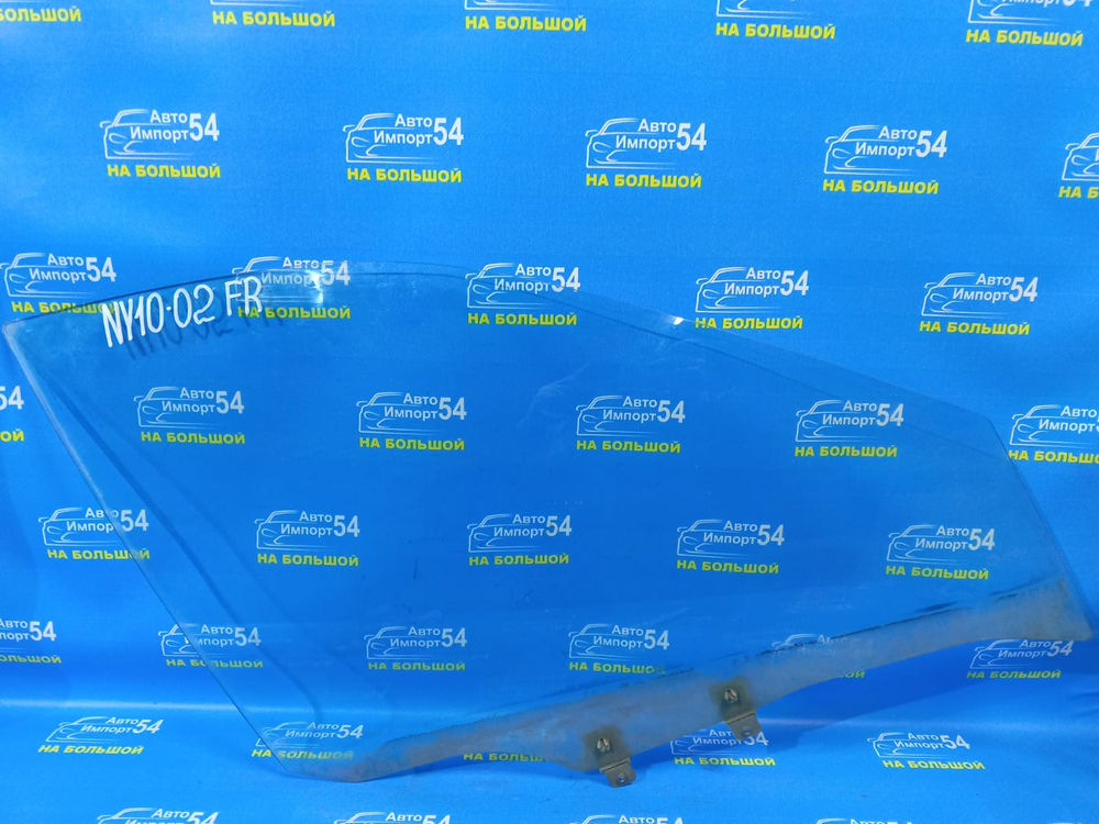 Стекло двери передней правой NISSAN WINGROAD 1996