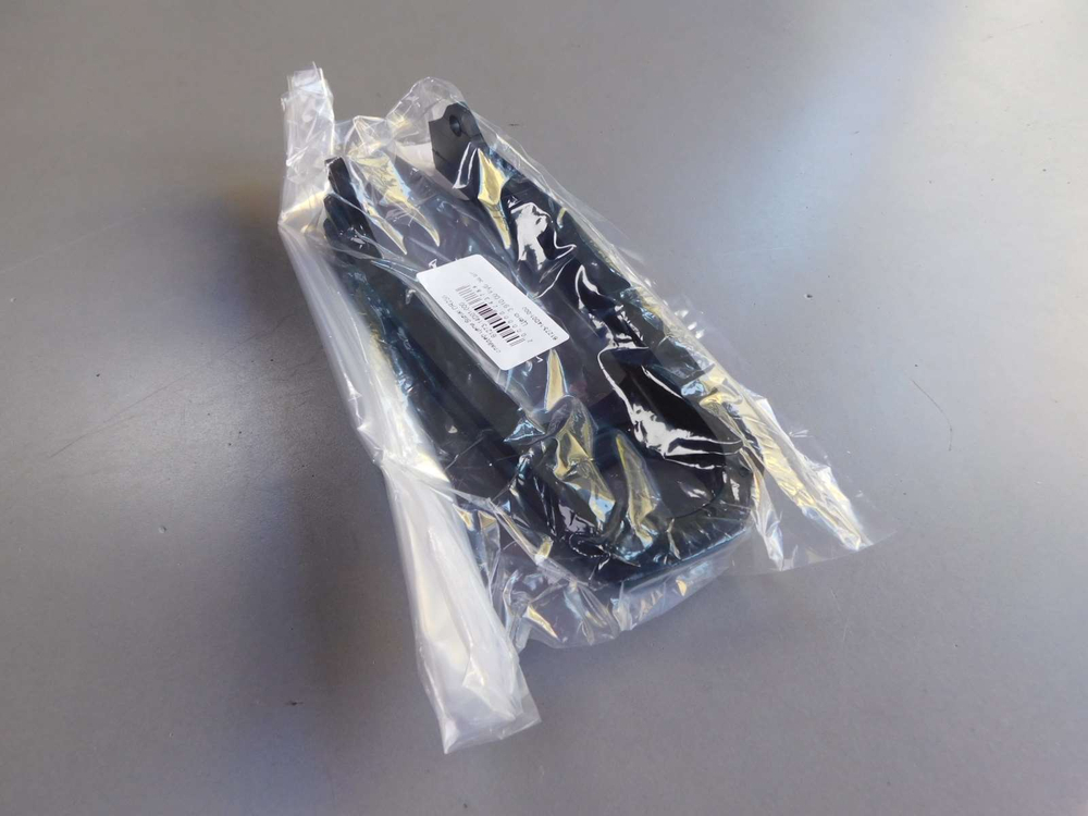 слайдер цепи Suzuki DR250 61273-14D01-000