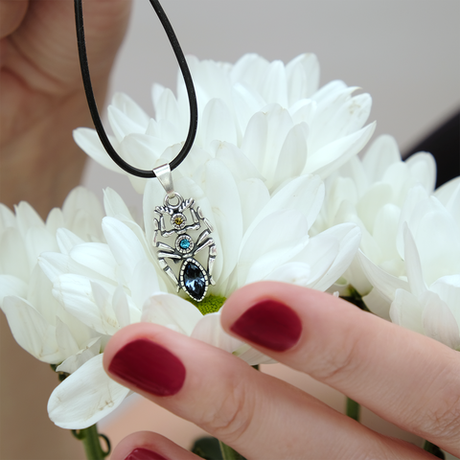 "Тоурмис" подвеска в серебряном покрытии из коллекции "Кассида" от Jenavi с замком карабин