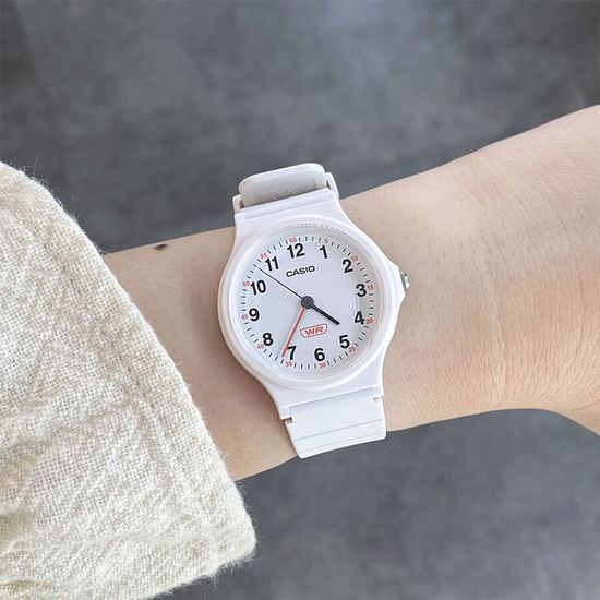 Наручные часы Casio Collection LQ-24B-7BEF