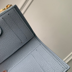 Louis Vuitton Lisa Wallet