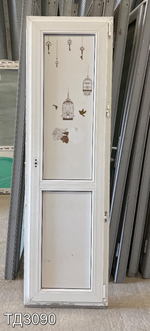 Дверь балконная пластиковая Б/У 1900(в) x 560(ш)