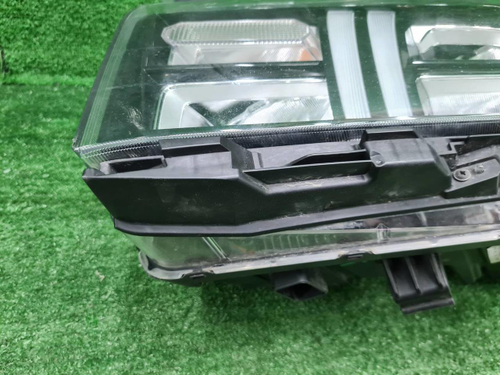 Фара левая Hyundai Santa Fe 4 TM (2020-2024) LED