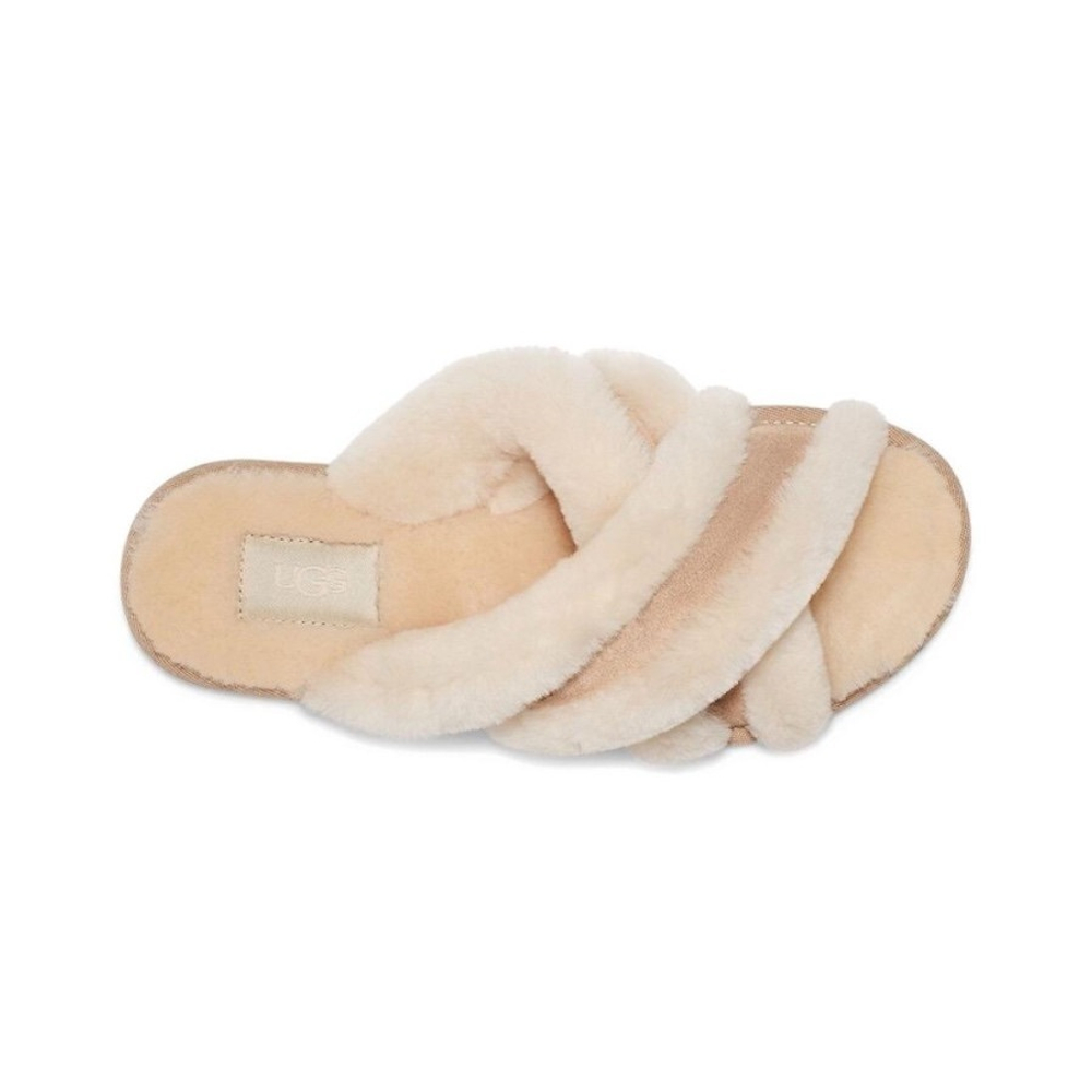 UGG Slippers Scuffita Sand