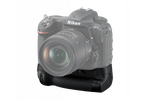 Универсальный батарейный блок Nikon MB-D17 для D500