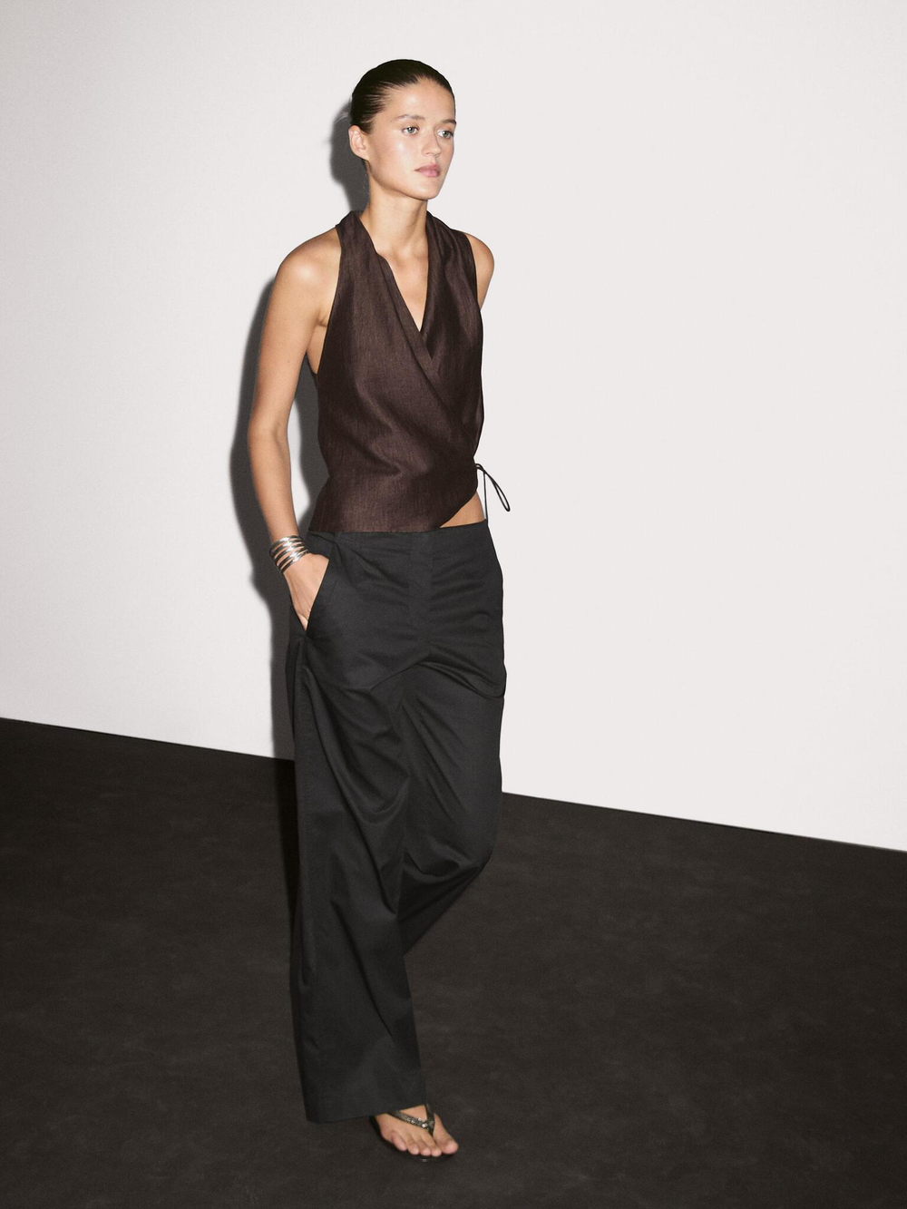 Massimo Dutti Брюки прямого кроя из 100% хлопка со средней посадкой, черный