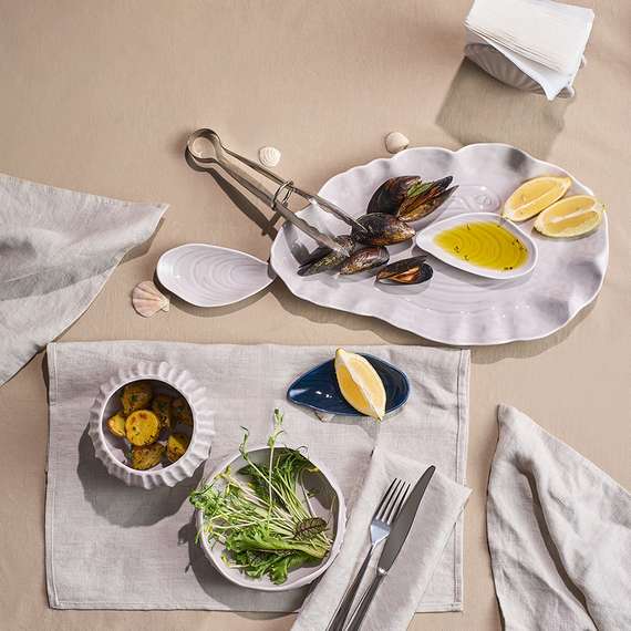 Блюдо сервировочное clams серого цвета из коллекции sea treasures