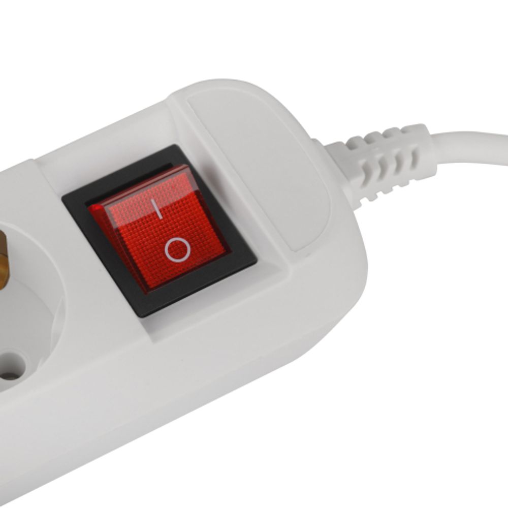 Удлинитель электрический ЭРА UDL-10-350-ES Greenline 3 розетки с заземлением с выключателем 5м ПВС 3x0.75мм2