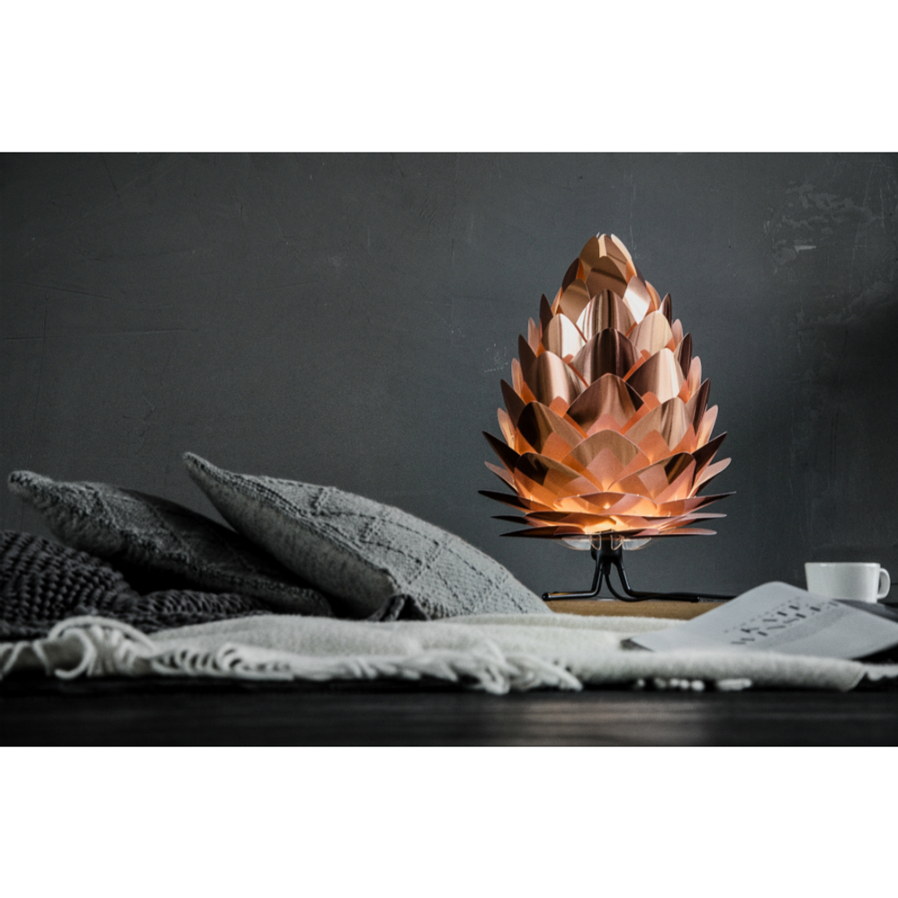 Штатив черный, длина провода 2м