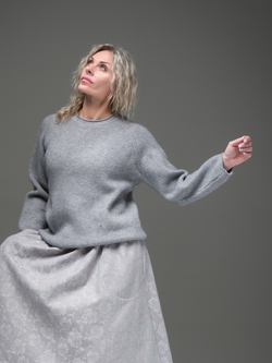 Свитер /серый