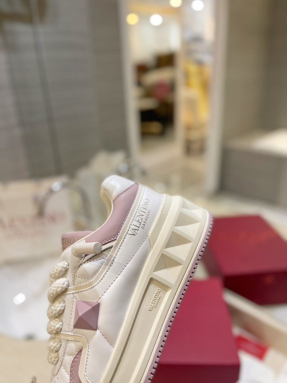 Valentino Sneaker
