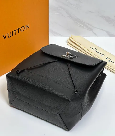 Рюкзак Louis Vuitton Lockme черный