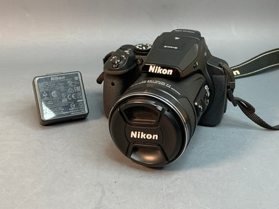 Nikon Coolpix P900
