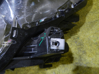 Фара левая Toyota Rav 4 CA40 (2015-2019) LED