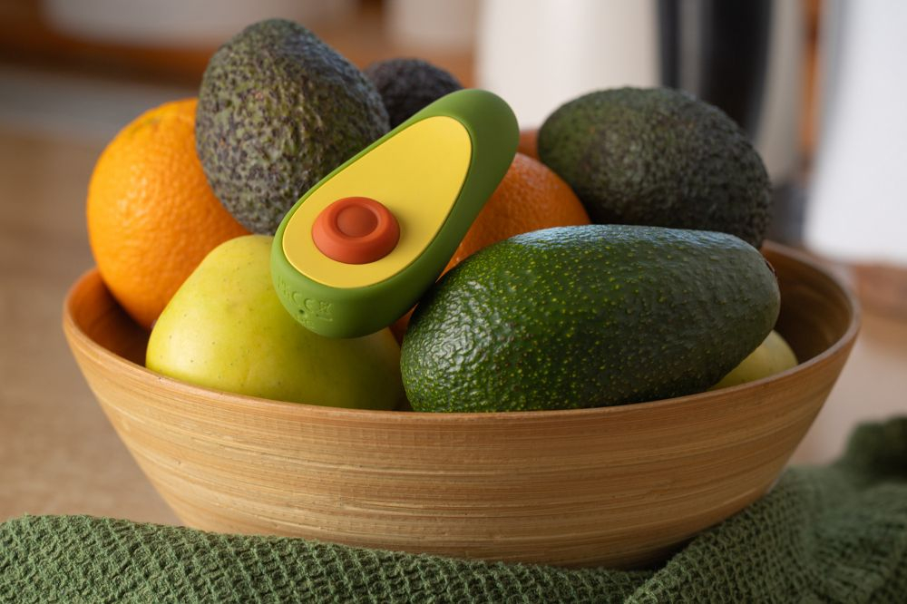 Клиторальный стимулятор в форме авокадо AvoTap