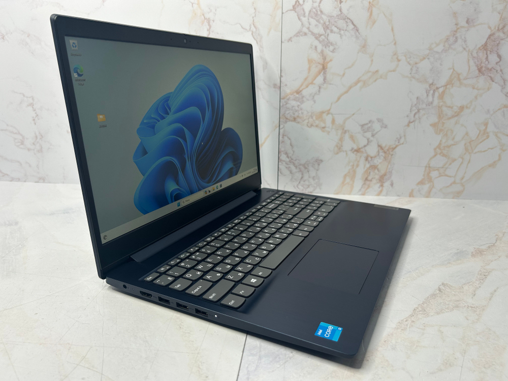 Ноутбук Lenovo IdeaPad 3 15ITL05. Производитель CPU: Intel, Линейка CPU: Core i3, CPU: i3-1115G4, RAM: 8Gb, SSD: 256Gb, GPU: Intel UHD, Диагональ: 15.6", Разрешение: 1920*1080, Тип экрана: IPS, OS: DOS, BackLight: -, Цвет: Синий, Состояние: C1