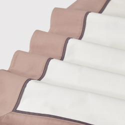 Постельное белье 2 спальное евро макси Сlaire&Caroll Frame белое/капучино