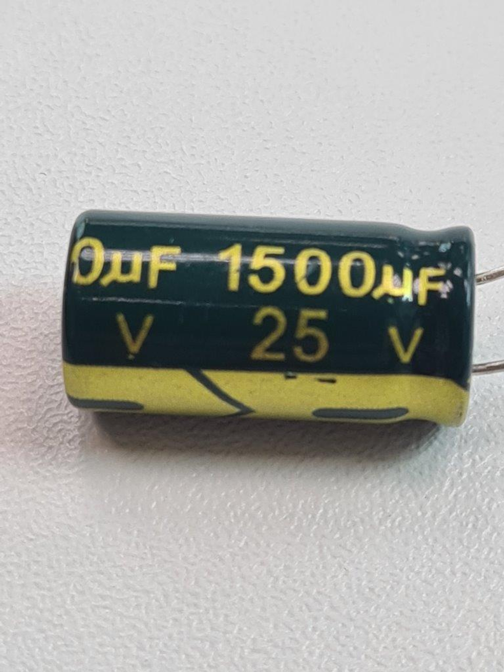 Конденсатор 1500uF 25V