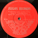 Булат Окуджава ‎– Поет Свои Песни (Англия 1964г.)