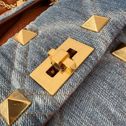 Valentino Roman Stun in Denim 25 cm