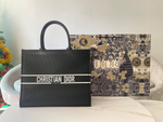 Christian Dior Book Tote 42 cm