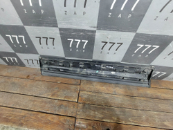 Накладка двери передней правой VW Touareg 3 18-нв Б/У Оригинал 760854940E