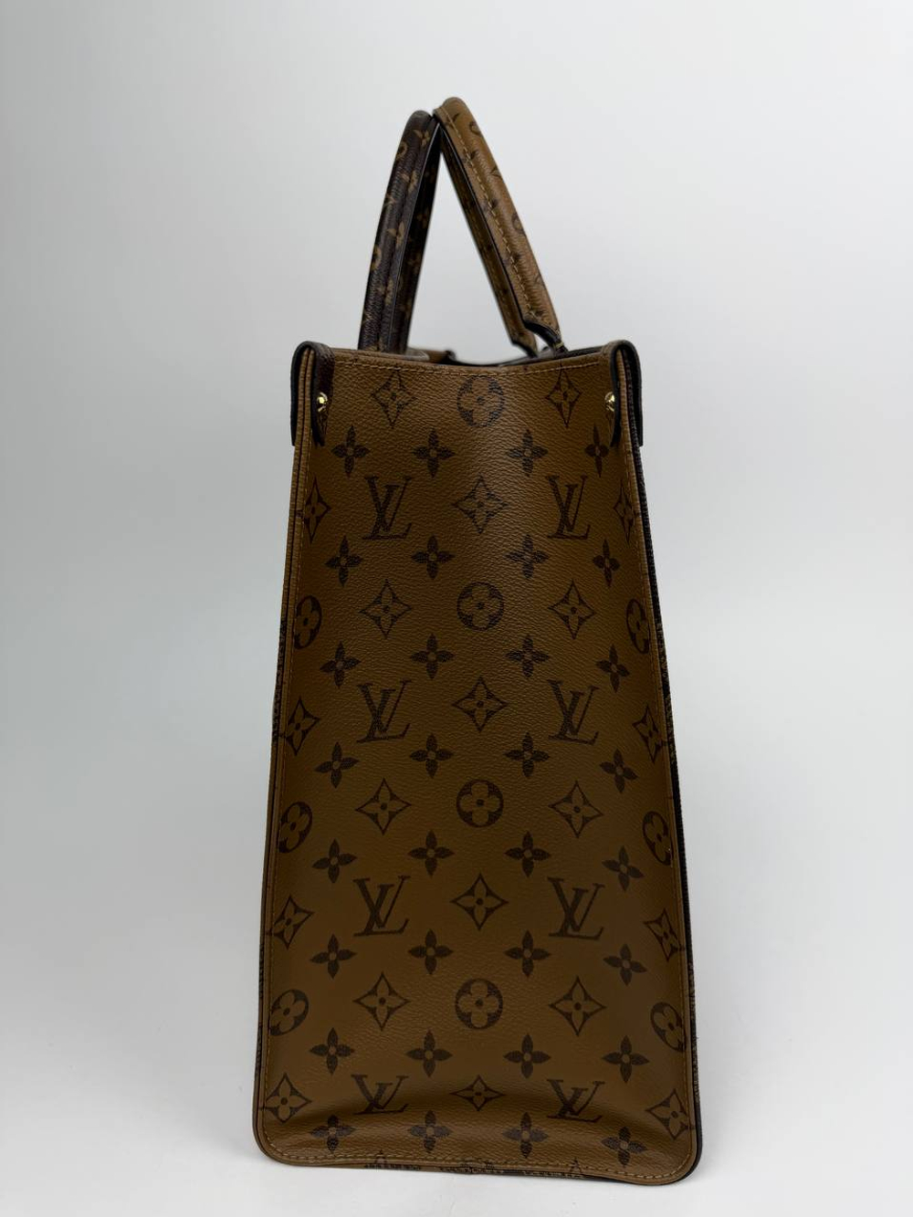 Сумка Louis Vuitton OnTheGo