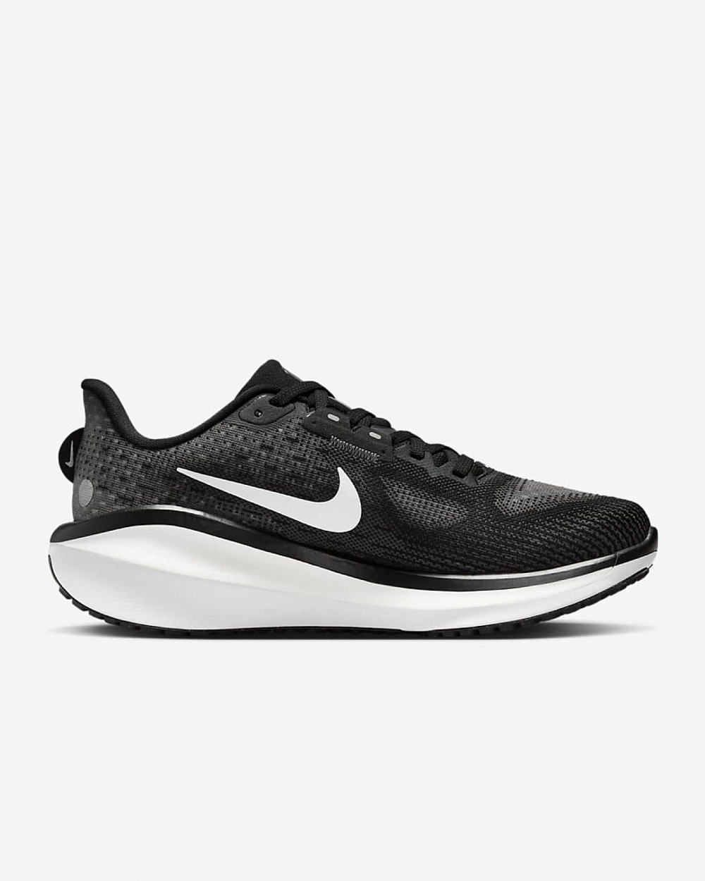 Женские кроссовки Nike VOMERO 17