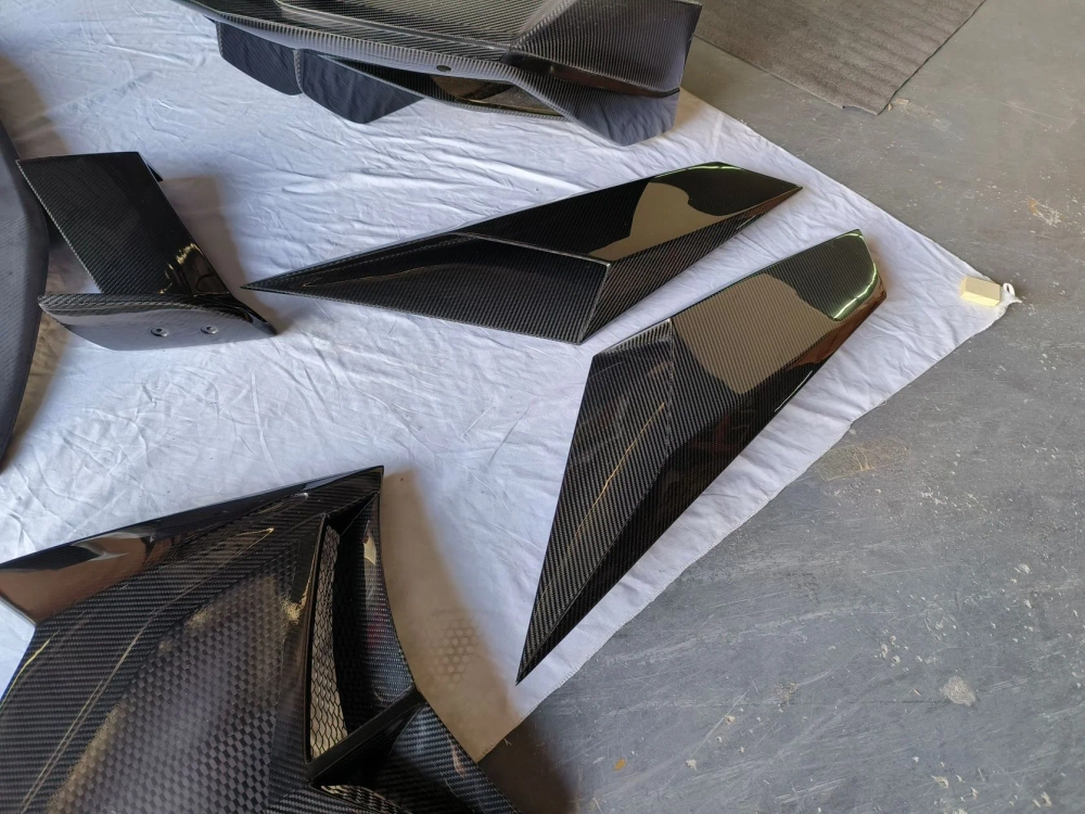 Карбоновый обвес переделка в LP770 SVJ для LAMBORGHINI AVENTADOR LP700 / LP720 / LP750 Ламборгини