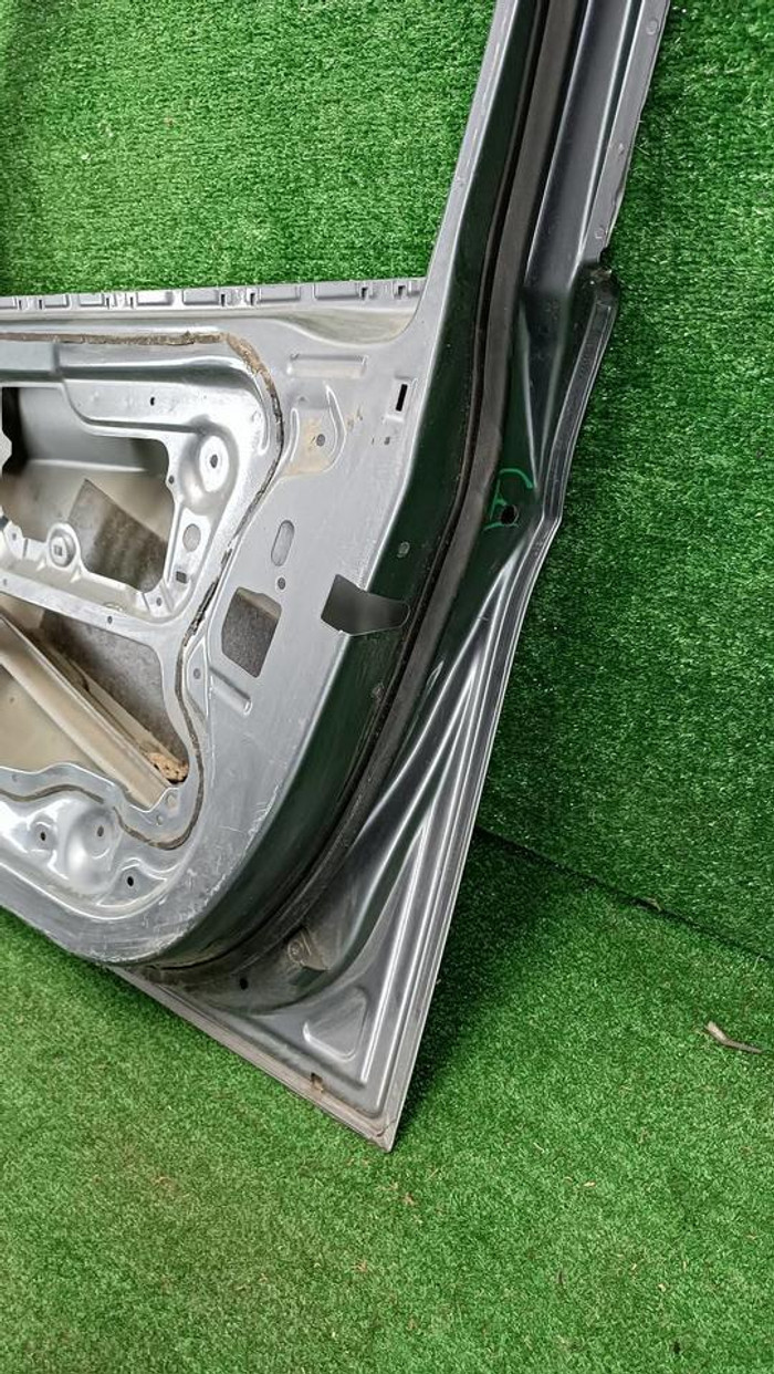 Дверь передняя правая BMW 3er E90 E91 (2005-2013)