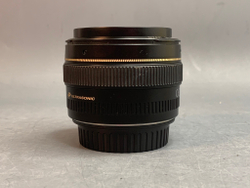 Canon Lens EF 50mm 1:1.4 с дефектом
