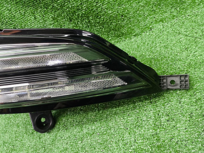 ДХО левый Zeekr 001 (2021-н.в.) LED