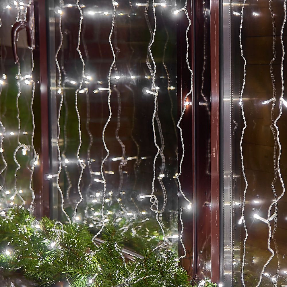 ULD-C3030-192-DTA WHITE IP20 Занавес светодиодный. 3х3м. 192 светодиода. Белый свет. Провод прозрачный. TM Uniel