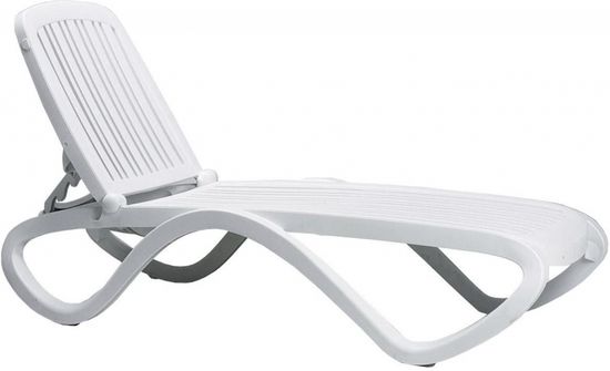 Шезлонг-лежак пластиковый Tropico белый Италия