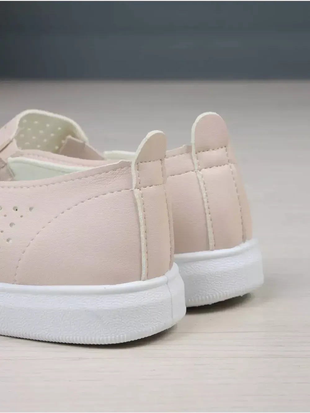 Мокасины летние с перфорацией