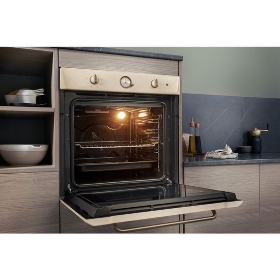 Электрический духовой шкаф Hotpoint-Ariston FIT 801 SC OW