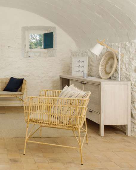 Настенная панель Mely из массива альбиции в белую полоску Ø 49 см