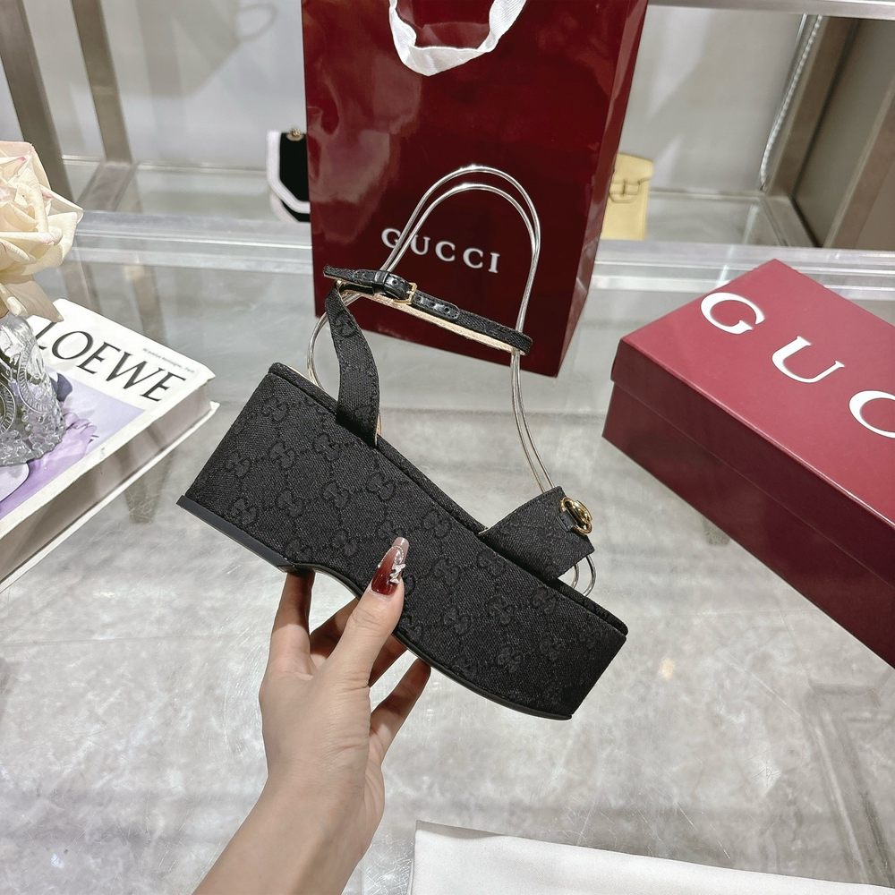 Gucci Horsebit Flatform Sandal